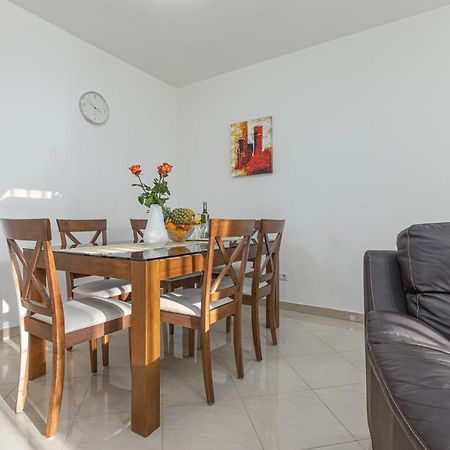 Koraca B4 Apartment Kirmenjak Luaran gambar
