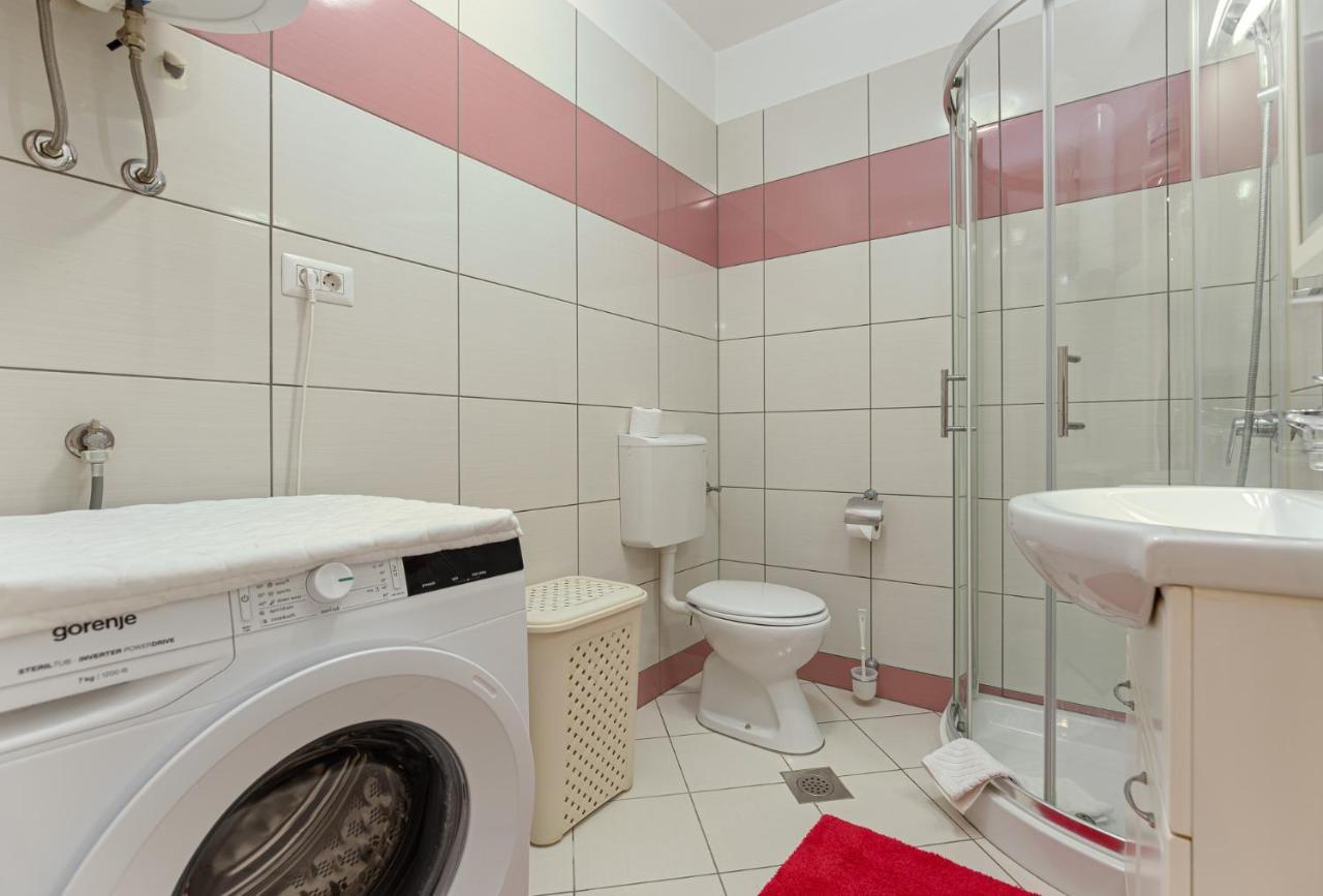 Koraca B4 Apartment Kirmenjak Luaran gambar