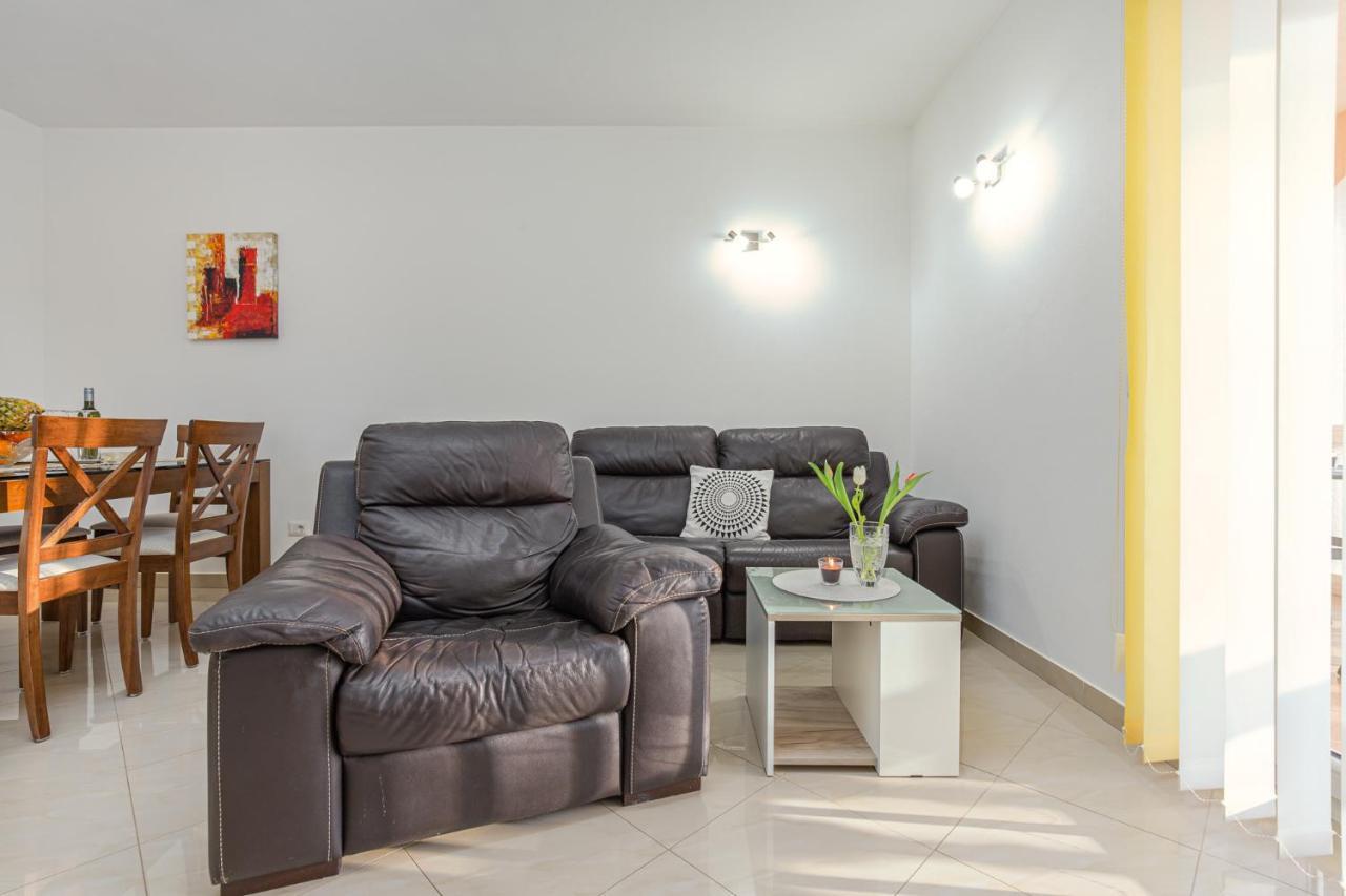 Koraca B4 Apartment Kirmenjak Luaran gambar