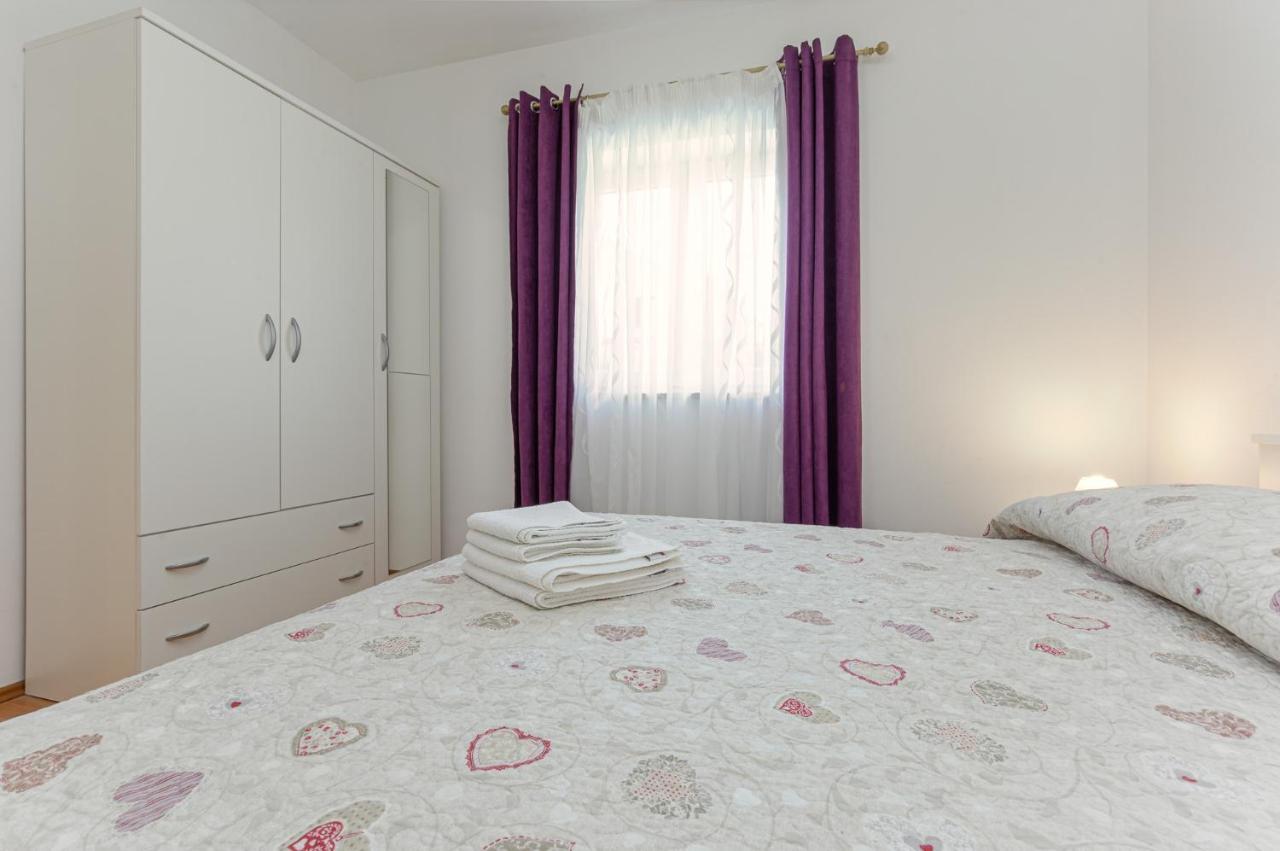 Koraca B4 Apartment Kirmenjak Luaran gambar